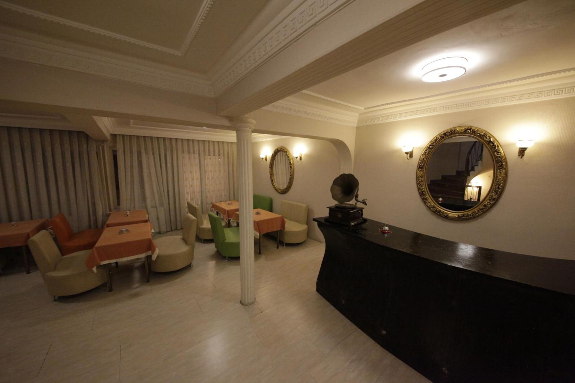 Taksim Sato Hotel Истанбул Екстериор снимка