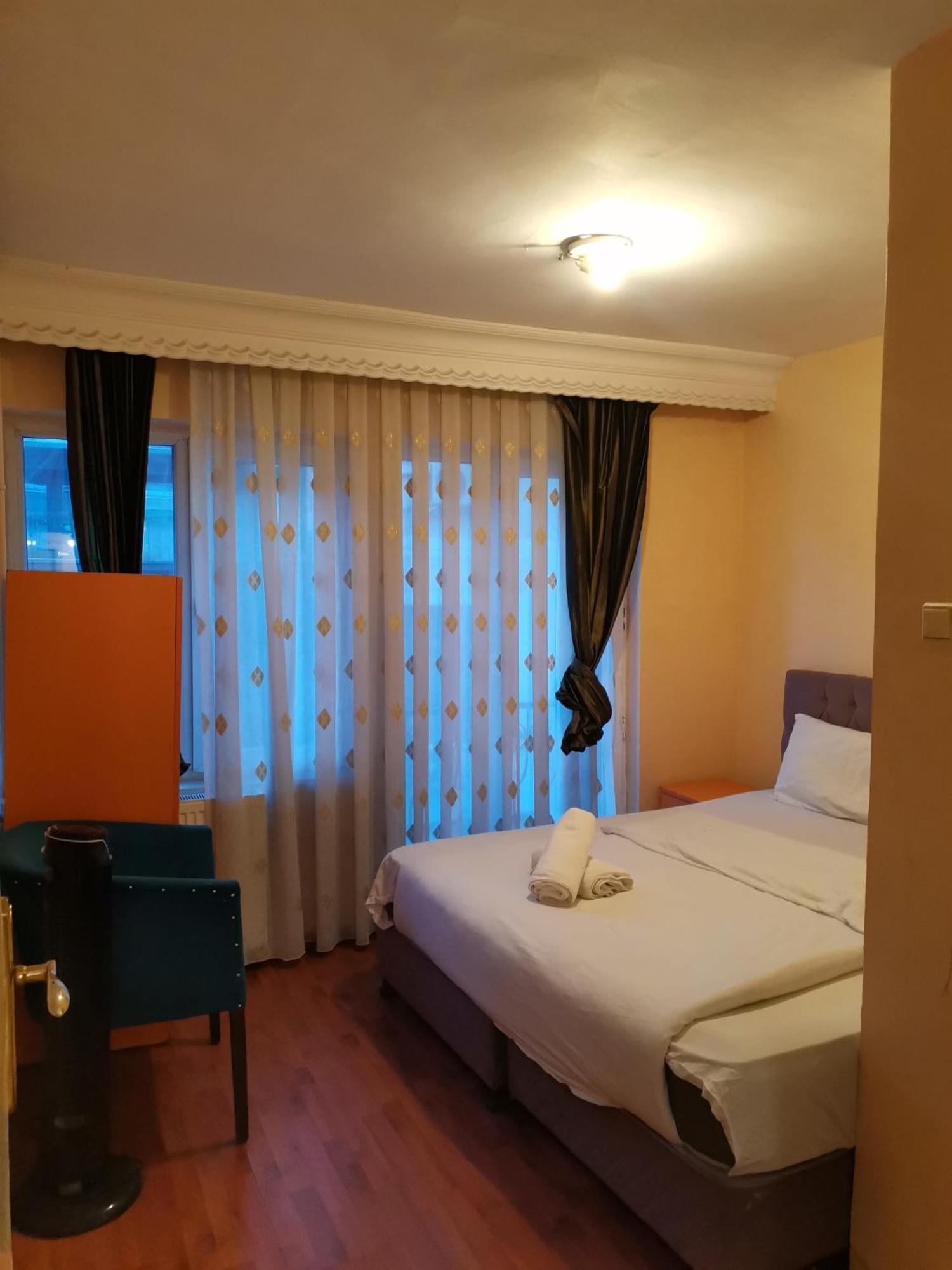Taksim Sato Hotel Истанбул Стая снимка